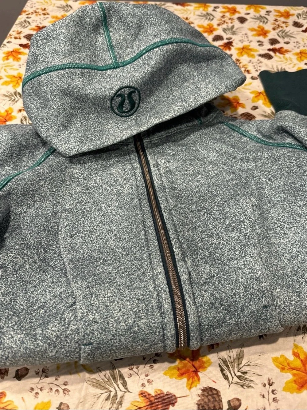 lululemon woman’s Teal Heather Full-Zip Hoodie